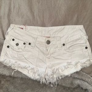 TRUE RELIGION WHITE JEAN SHORT SHORTS WOMENS